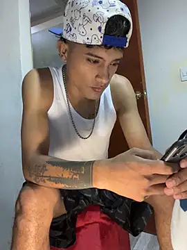 Edward Milleer online show from December 27, 4:58 am