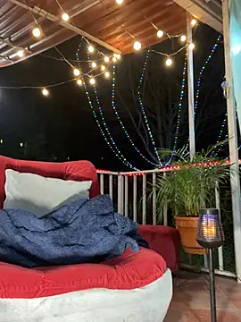 Edward Milleer online show from December 28, 5:33 am