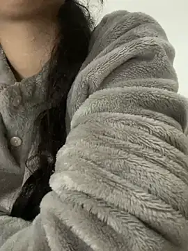 Snapshot of Lina-lolo chatting on February 21, 7:43 pm Lina-lolo online show from February 21, 7:43 pm