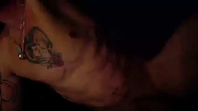 Snapshot of Slammyboy chatting on November 19, 11:32 am Slammyboy online show from November 19, 11:32 am