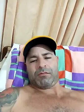 Snapshot of Marciogrei chatting on February 5, 5:42 pm Marciogrei online show from February 5, 5:42 pm