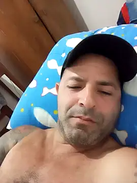 Snapshot of Marciogrei chatting on February 10, 1:03 am Marciogrei online show from February 10, 1:03 am