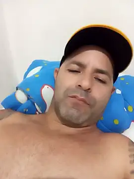 Snapshot of Marciogrei chatting on February 20, 6:13 pm Marciogrei online show from February 20, 6:13 pm