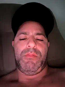 Snapshot of Marciogrei chatting on September 22, 9:39 pm Marciogrei online show from September 22, 9:39 pm