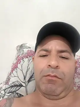 Snapshot of Marciogrei chatting on November 14, 2:21 am Marciogrei online show from November 14, 2:21 am