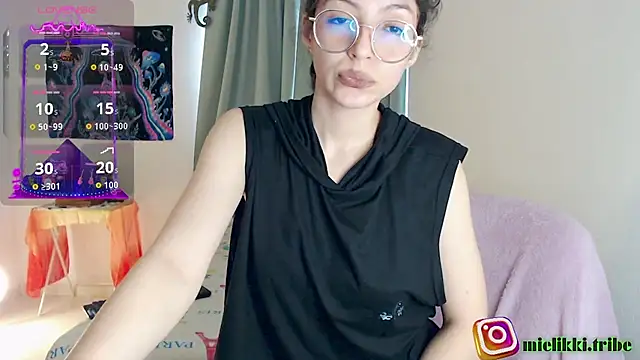 Snapshot of mielikki001 chatting on September 8, 3:22 pm mielikki001 online show from September 8, 3:22 pm