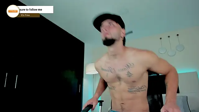 MattDevon online show from November 25, 3:50 am