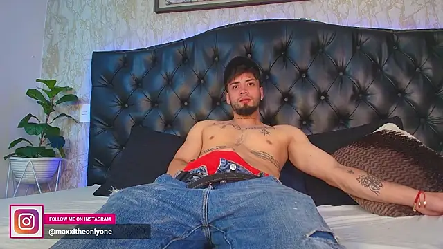 MattDevon online show from March 5, 3:24 am