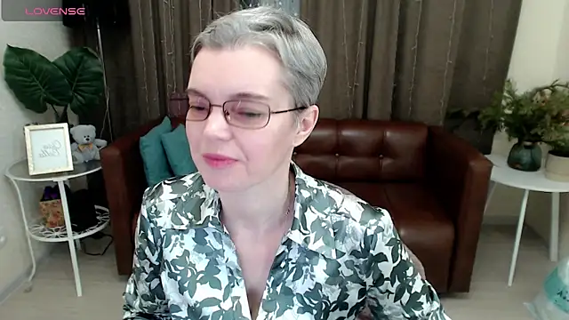 Snapshot of Cutie_Erikaa1 chatting on January 1, 1:15 am Cutie Erikaa1 online show from January 1, 1:15 am