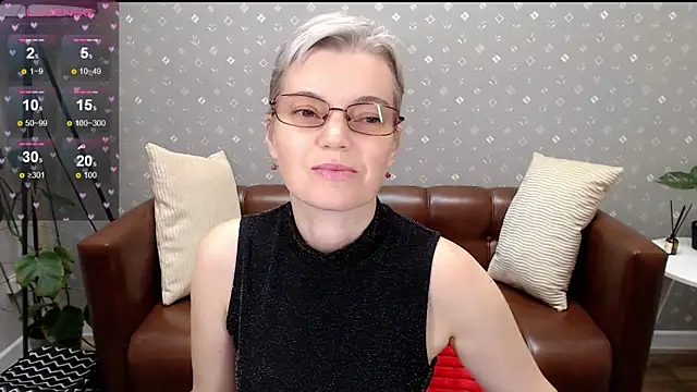 Cutie Erikaa1 online show from October 15, 2:11 am