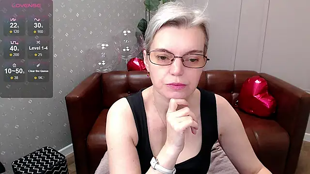 Cutie Erikaa1 online show from March 9, 2:15 am