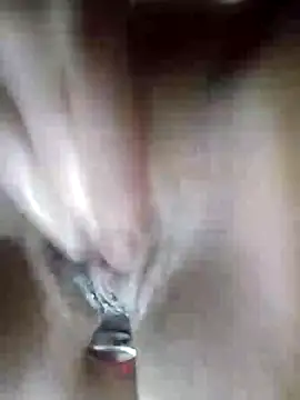 Snapshot of nadageorge chatting on December 24, 8:00 am nadageorge online show from December 24, 8:00 am