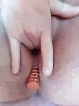 Snapshot of nadageorge chatting on February 6, 9:43 am nadageorge online show from February 6, 9:43 am