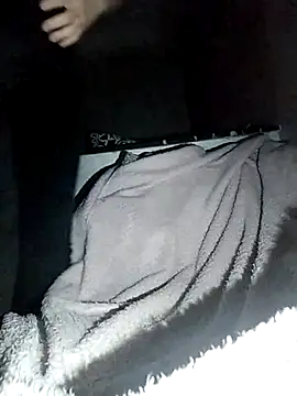 Snapshot of nadageorge chatting on March 18, 12:16 am nadageorge online show from March 18, 12:16 am