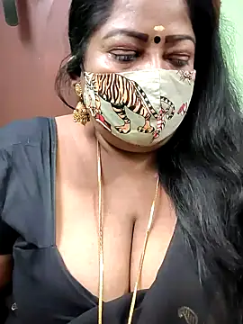 maniisha online show from December 10, 10:58 pm