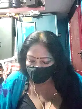 Snapshot of maniisha chatting on June 4, 5:19 pm maniisha online show from June 4, 5:19 pm
