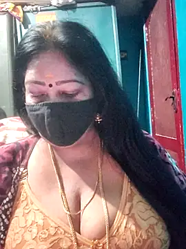 Snapshot of maniisha chatting on June 9, 5:57 pm maniisha online show from June 9, 5:57 pm