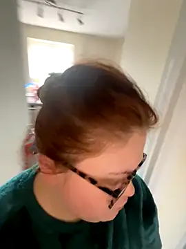 Tallulah-mae-xoxox online show from November 15, 11:40 am