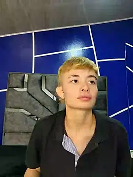 nico 18x online show from February 1, 6:00 am