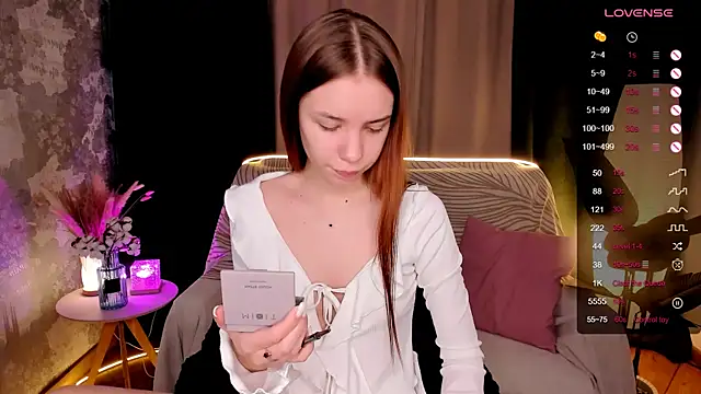 MilliBrown  online show from October 13, 7:19 am