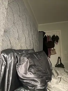 Snapshot of camiliaskye chatting on September 14, 4:11 am camiliaskye online show from September 14, 4:11 am