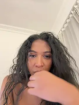 IamCrystal2 online show from May 15, 11:12 pm