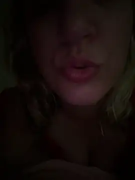 Snapshot of Bia_sexynovaes chatting on February 4, 7:18 am Bia sexynovaes online show from February 4, 7:18 am
