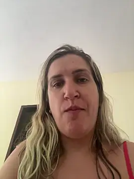 Snapshot of Bia_sexynovaes chatting on February 17, 10:56 am Bia sexynovaes online show from February 17, 10:56 am