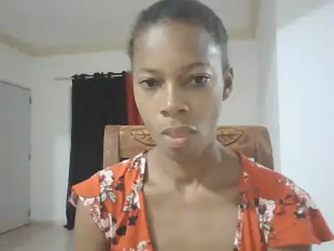 Snapshot of adele-33 chatting on February 21, 11:32 pm adele-33 online show from February 21, 11:32 pm