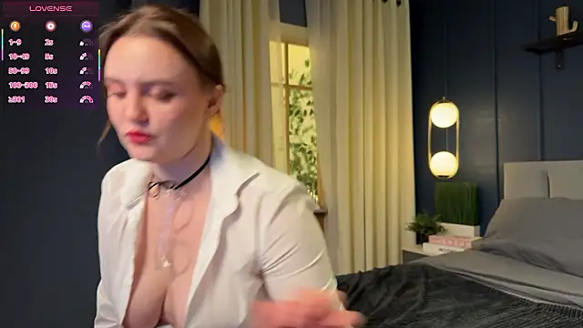 Lella Ryann  online show from February 5, 5:39 pm