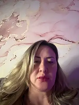 Snapshot of LanaShockk chatting on February 12, 4:13 pm LanaShockk online show from February 12, 4:13 pm