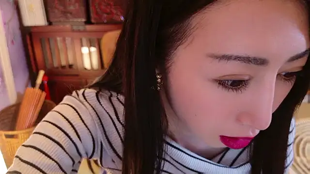 Snapshot of aya__me chatting on December 7, 6:43 am aya me online show from December 7, 6:43 am