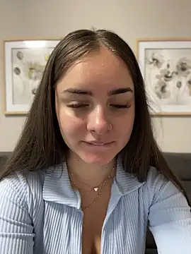 imlindapink online show from January 6, 4:34 pm