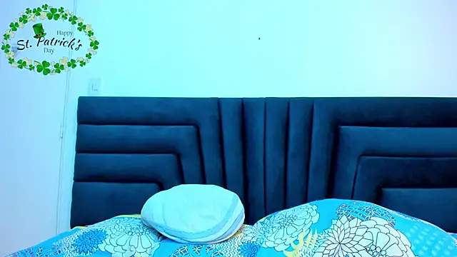 LisaWhite  online show from March 18, 12:16 am