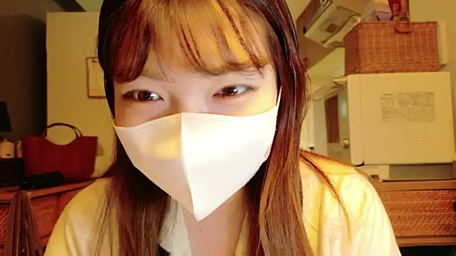  Yui  online show from December 3, 8:56 am