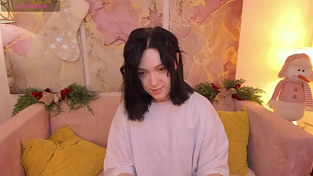 fiamoory online show from December 24, 4:33 am