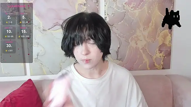 fiamoory online show from February 2, 1:15 am