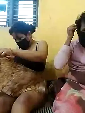 Radhikadavi879 online show from January 10, 11:22 am