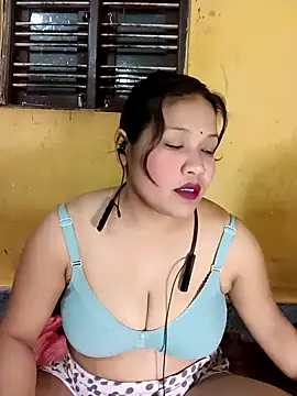 Radhikadavi879 online show from January 20, 4:23 pm