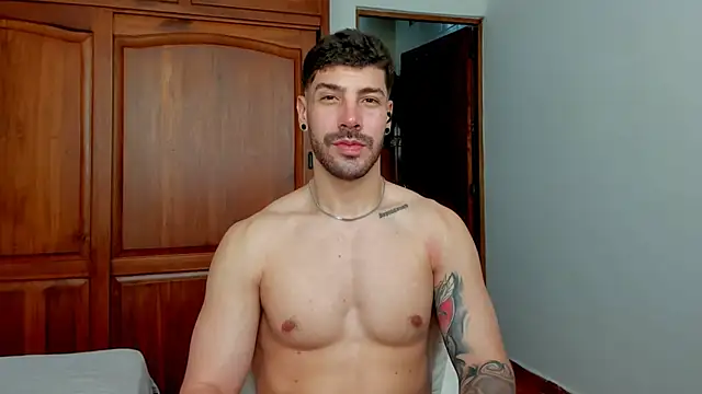 Guyinthemountain online show from June 11, 2:59 pm
