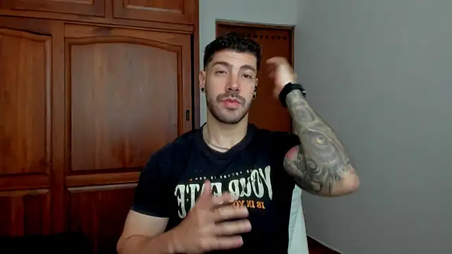 Guyinthemountain online show from June 13, 1:31 pm