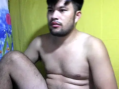 Snapshot of HairyHottestpinoyHandsome chatting on May 29, 8:07 pm HairyHottestpinoyHandsome online show from May 29, 8:07 pm
