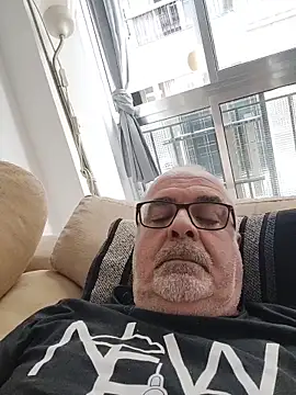 Satiro Sevilla online show from November 8, 4:51 pm