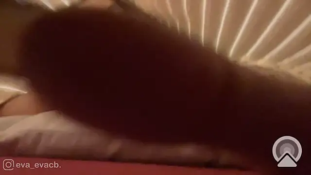 norakisses online show from January 26, 7:31 pm