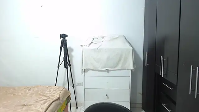 moan sex2 online show from February 12, 5:13 am