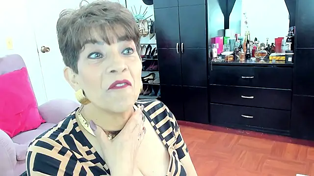 Angelina Stone 65 online show from October 16, 1:23 pm