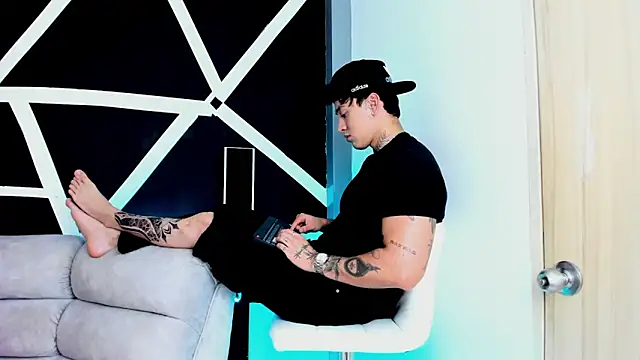 Snapshot of JUSTIN_FULLER1 chatting on September 30, 8:58 pm JUSTIN FULLER1 online show from September 30, 8:58 pm