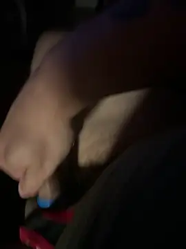 Snapshot of showoff79vers chatting on September 19, 2:02 am showoff79vers online show from September 19, 2:02 am