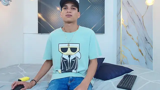 JordanAndAndrew online show from October 8, 9:01 pm