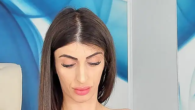 SkinnyDolly online show from February 13, 9:44 pm